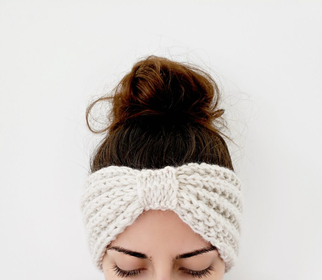 Seeded Rib Stitch Ear Warmer – Knit Headband Pattern – The Snugglery