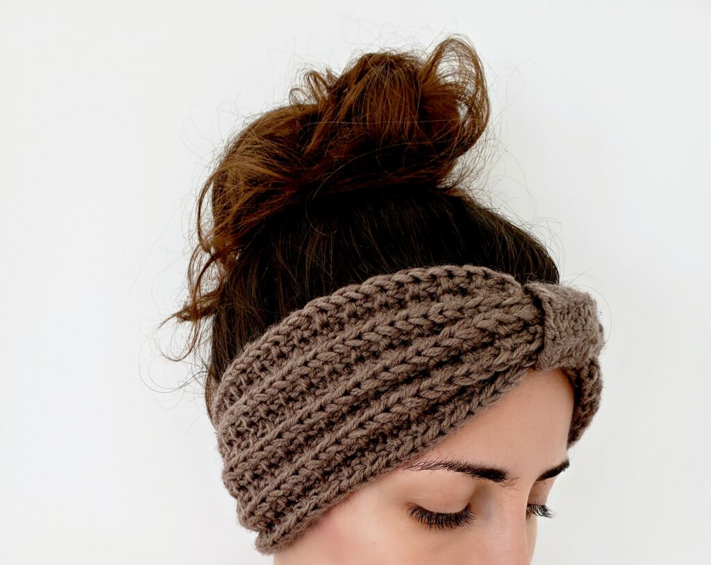 Seeded Rib Stitch Ear Warmer – Knit Headband Pattern – The Snugglery