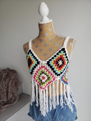 Retro Granny Square Crop Top – Crochet Top Pattern – The Snugglery