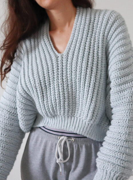 super slouchy sweater super slouchy sweater crochet pattern the snugglery