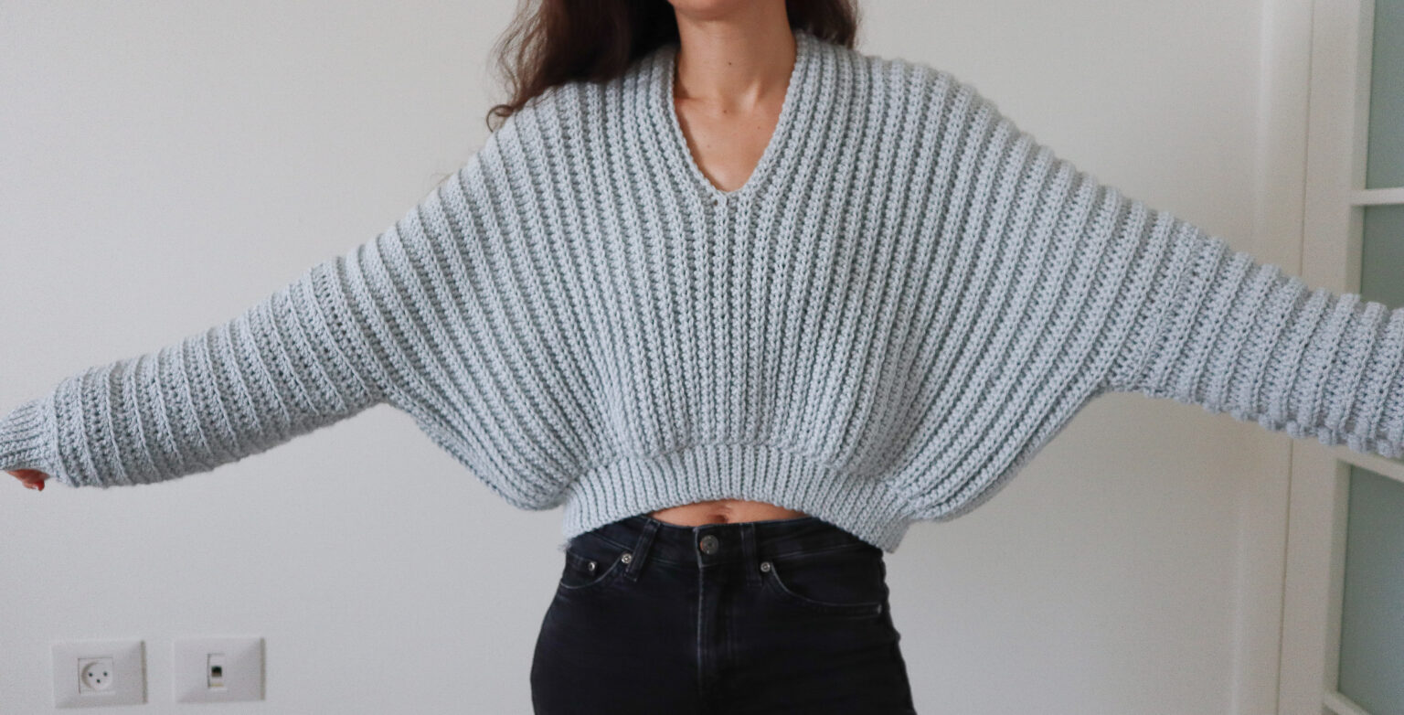 Super Slouchy Sweater – Crochet Pattern – The Snugglery