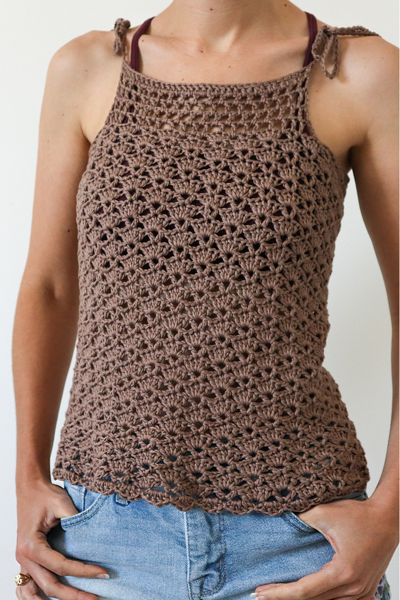 Shell And V-Stitch Crochet Top – Free Pattern